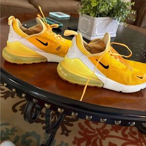 Nike Yellow/White/Black Air Max 270 Sneakers